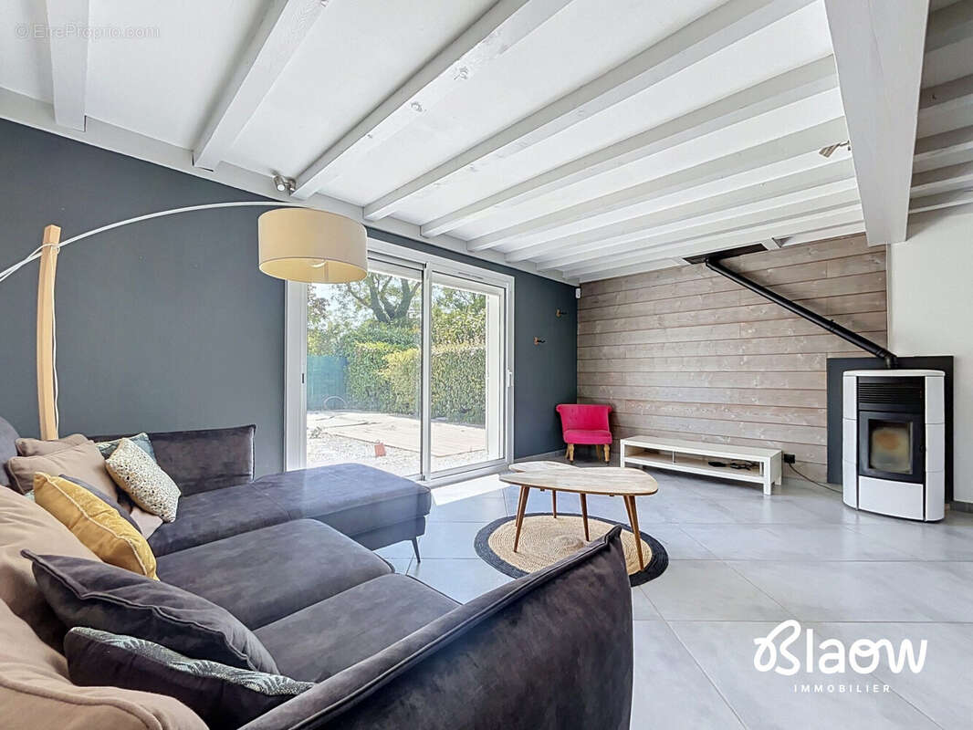 Maison 146 m² à Chassieu  - photo 5
