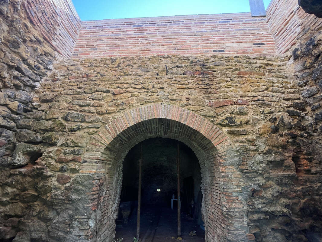 Terrain à LES RAIRIES