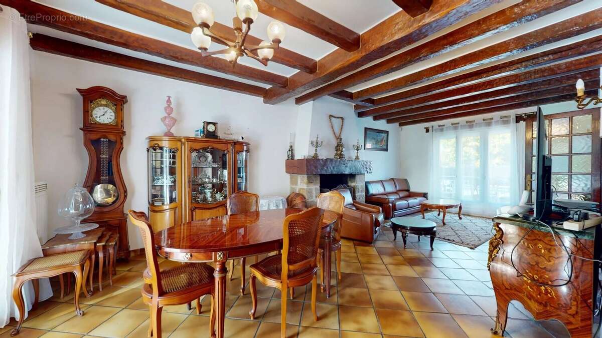 Maison à MONTFERMEIL