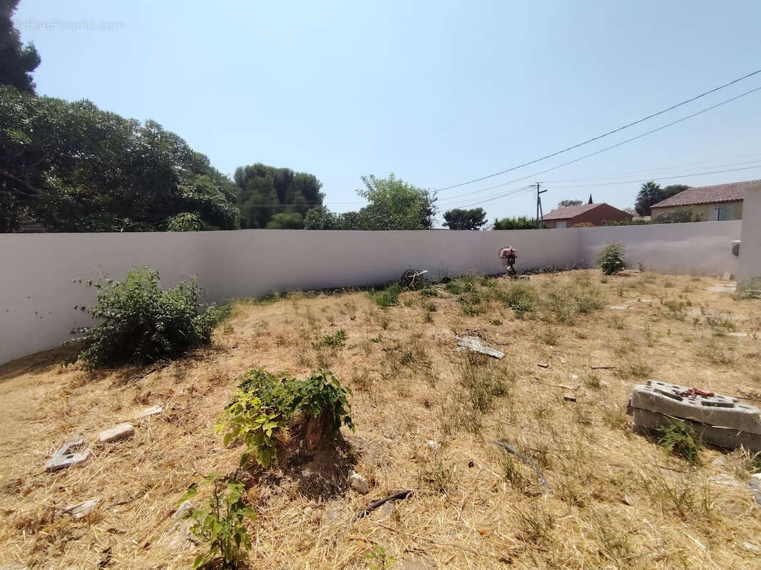 Terrain 416m² à marseille 14e arrondissement - photo 6