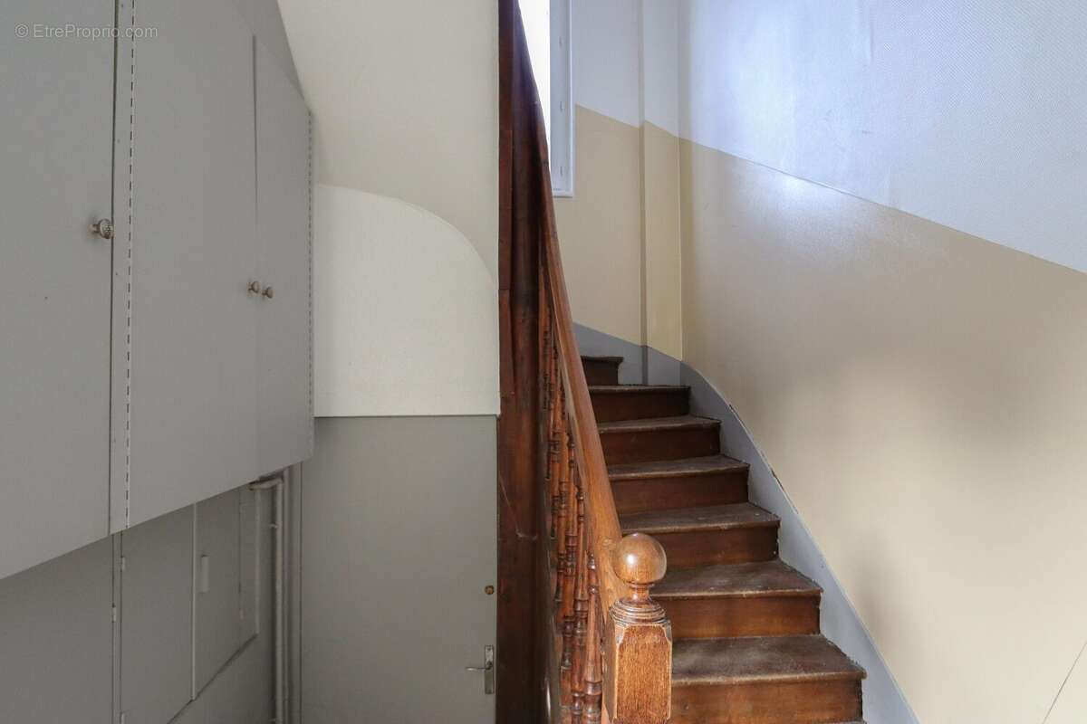 Appartement à SAINT-JEAN-DE-BRAYE