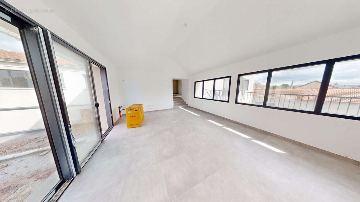 Appartement à SAINT-ANDRE-LES-VERGERS