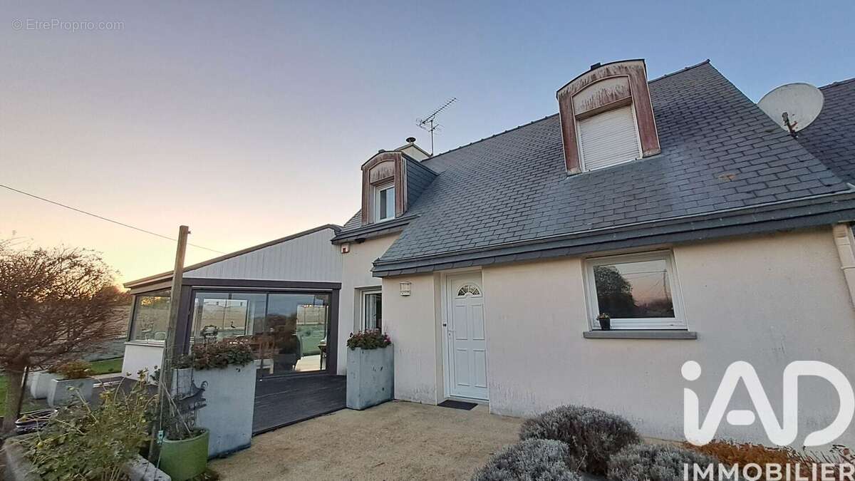 Photo 7 - Maison à QUINTIN