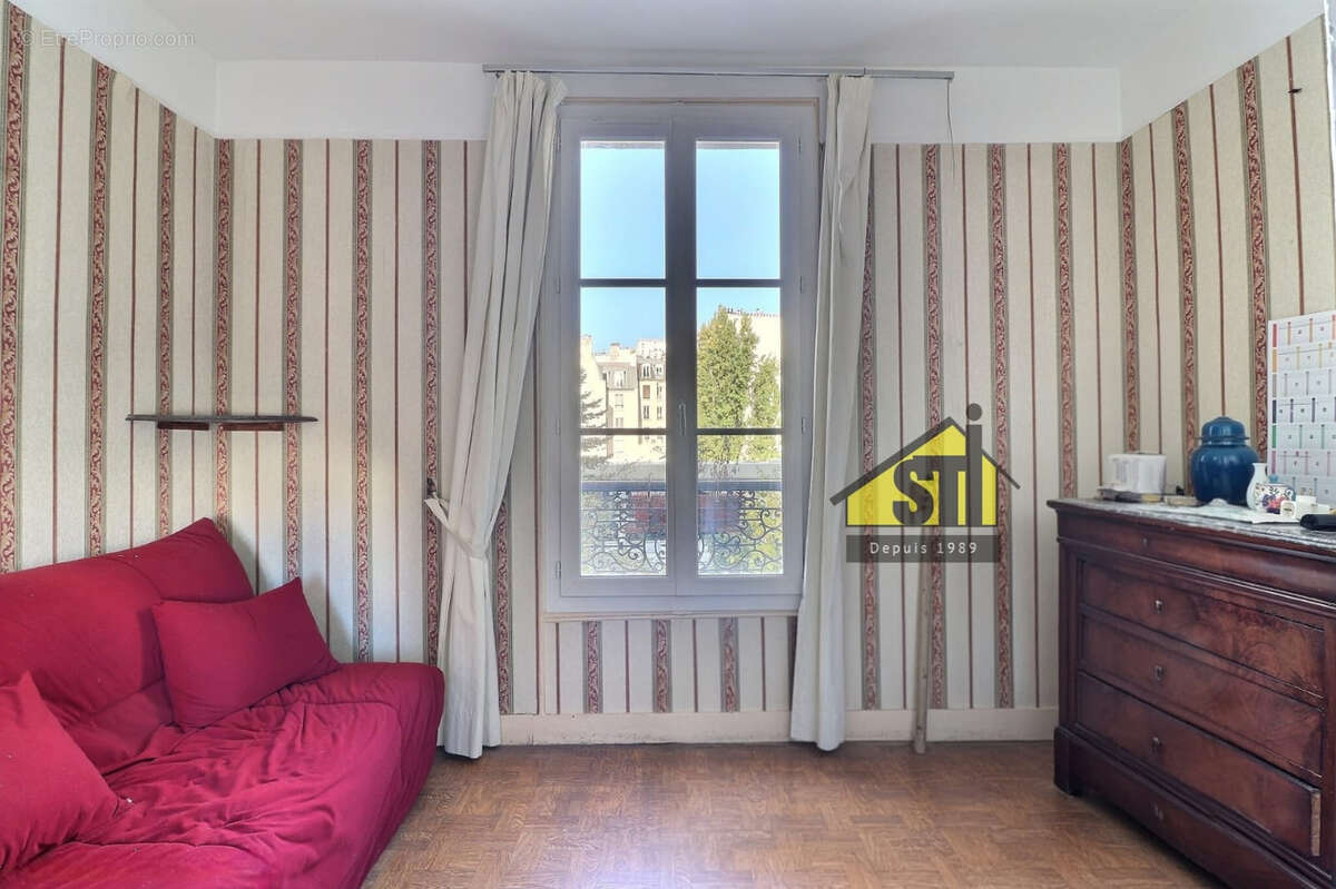 Appartement à PARIS-14E