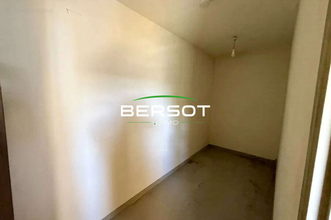 Local commercial 160 m²  Garage  Fort potentiel  Pierrefontaine-les-Varans - photo 8