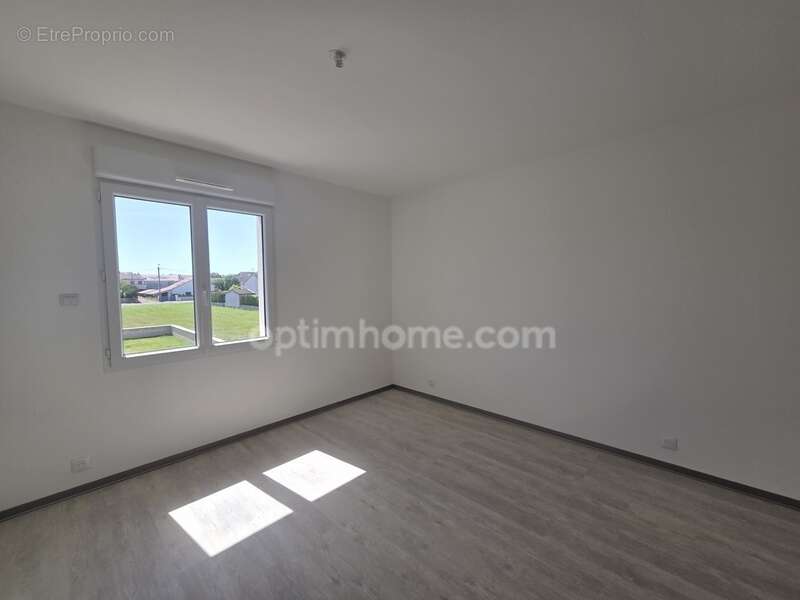 Pavillon individuel à vendre 3 chambres, garage et jardin à THIERVILLE SUR MEUSE - photo 23