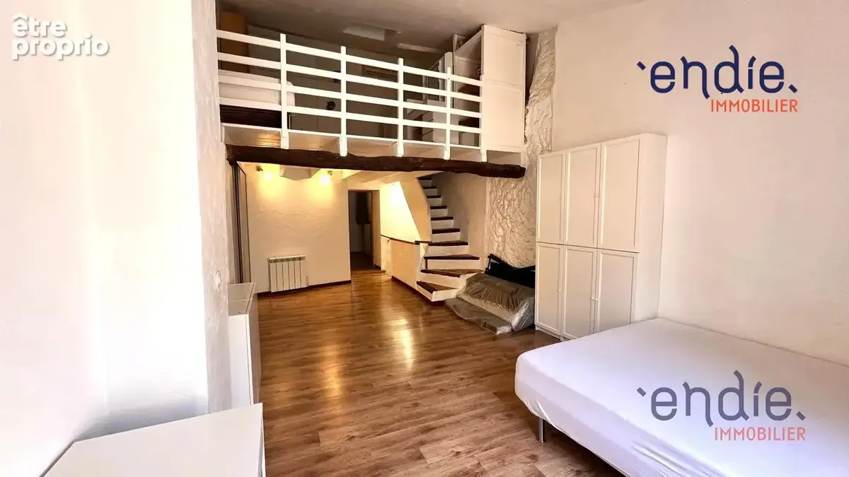 Appartement à LORGUES