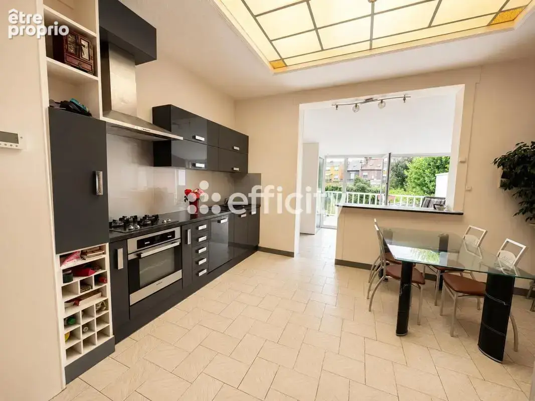 Maison 6 pièces 124 m² à vendre à Lille (59160) - photo 5