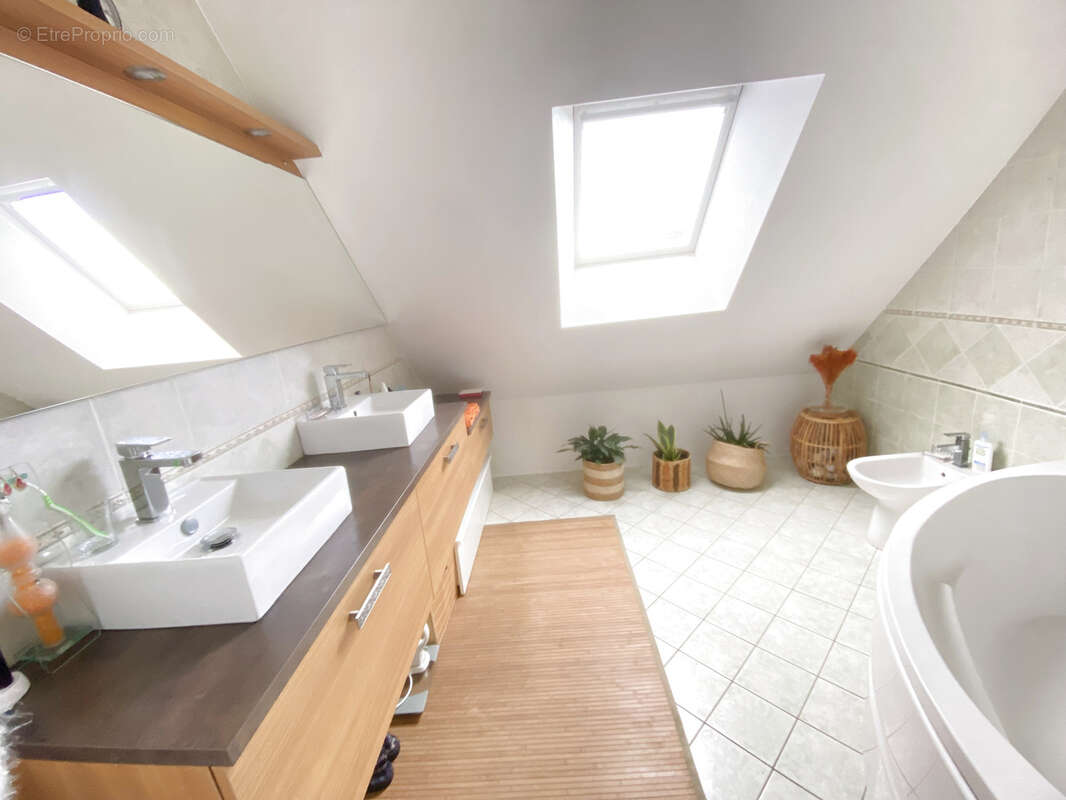 Maison à LA GACILLY