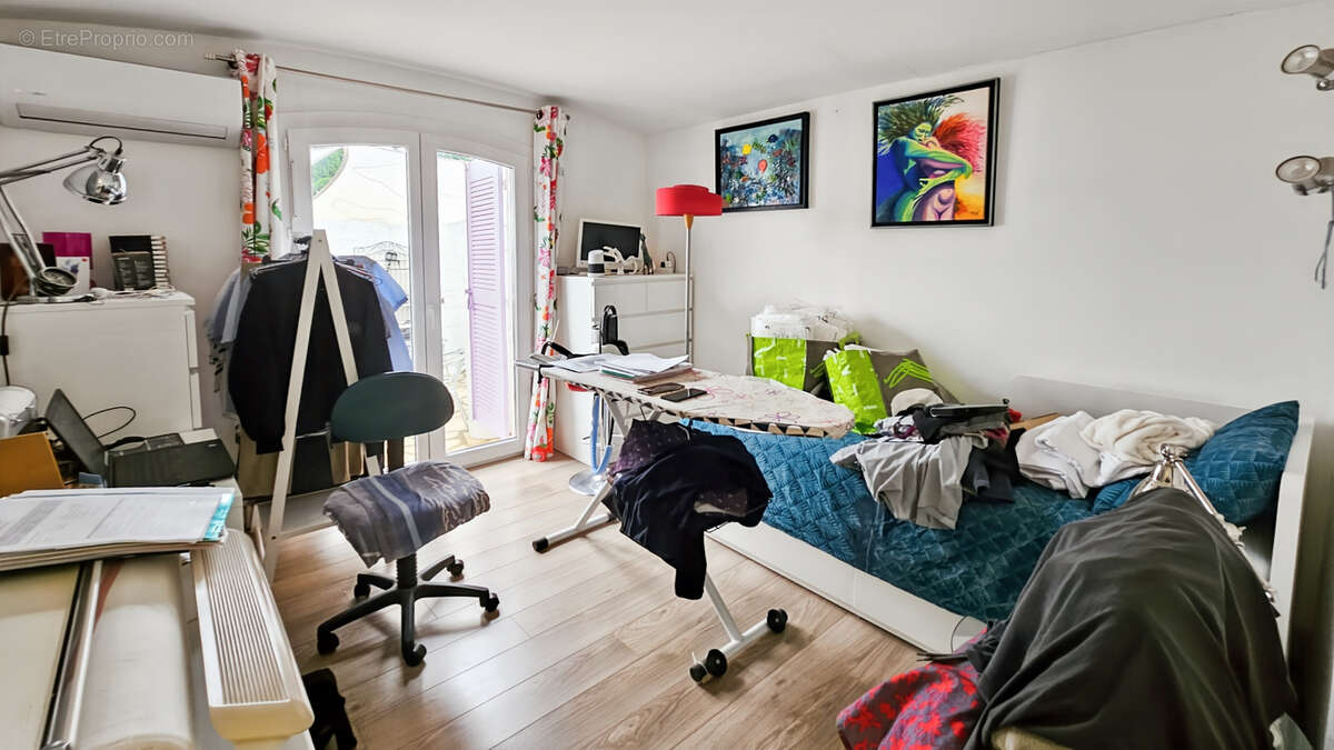 Maison à MONTAUROUX