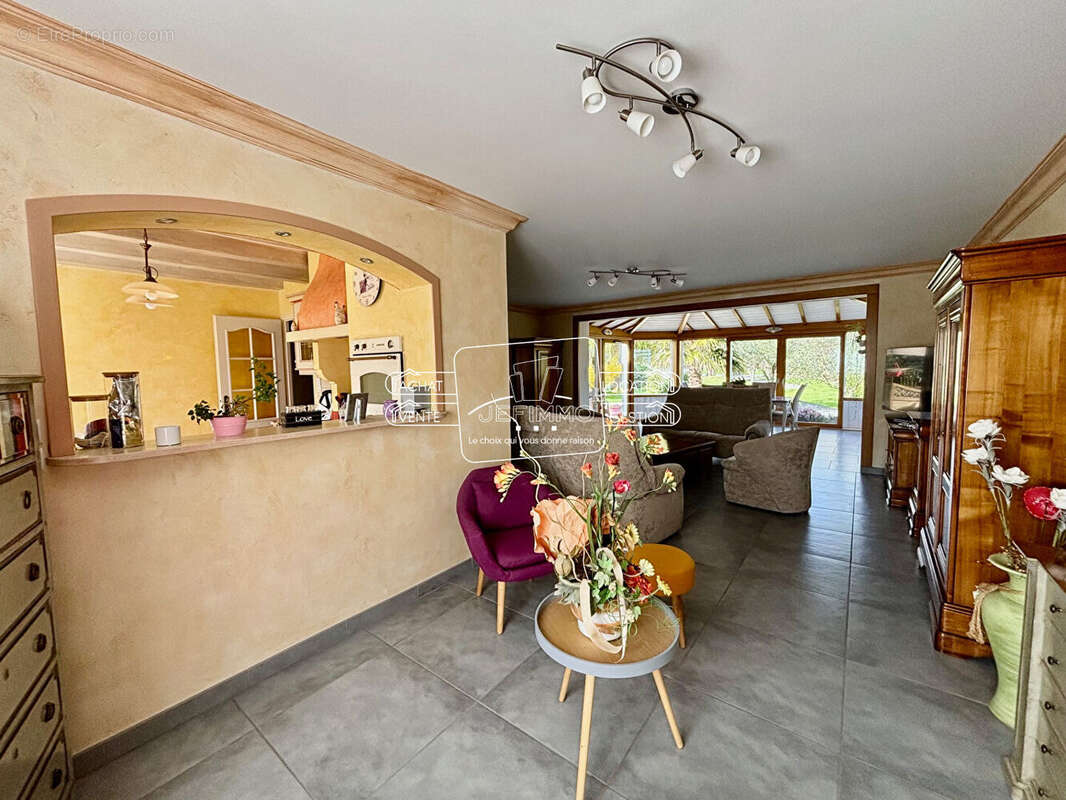 Maison Divatte Sur Loire 5 pièce(s) 128 m2 - photo 3