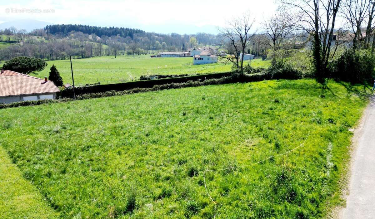 Photo 2 - Terrain à FRANQUEVIELLE