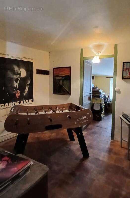 Elégante maison de Maître avec cour et piscine. - photo 24