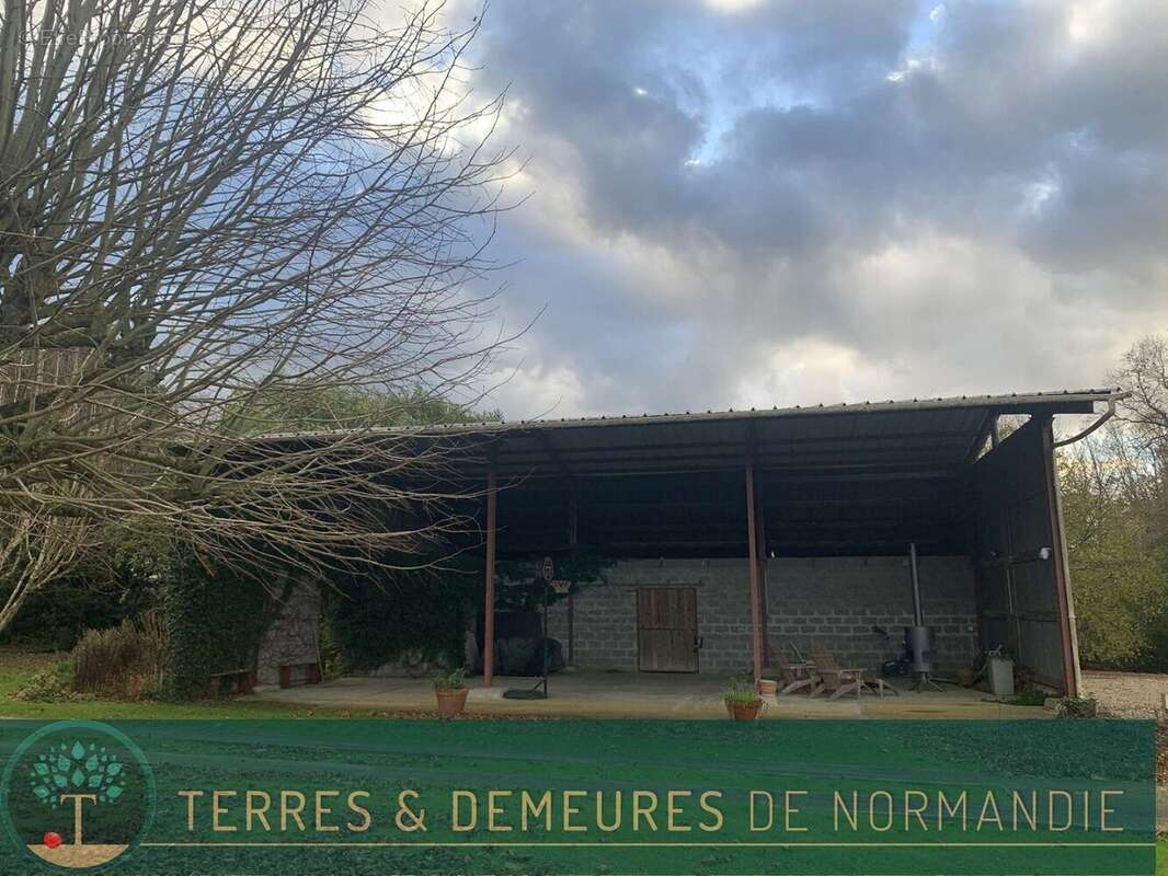 Maison à PONT-L&#039;EVEQUE