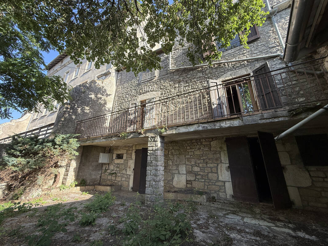 Maison à SEVERAC-LE-CHATEAU