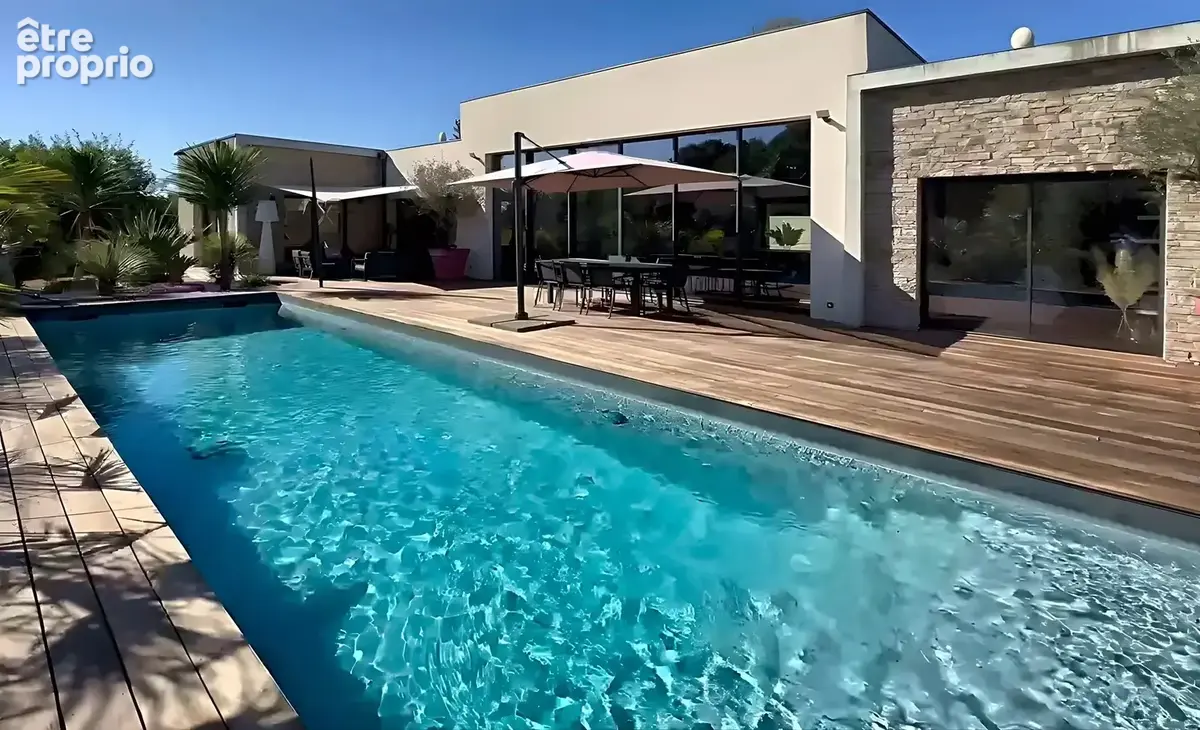Maison 6 pièces 227 m² à vendre à Chaptelat (87270) - photo 1