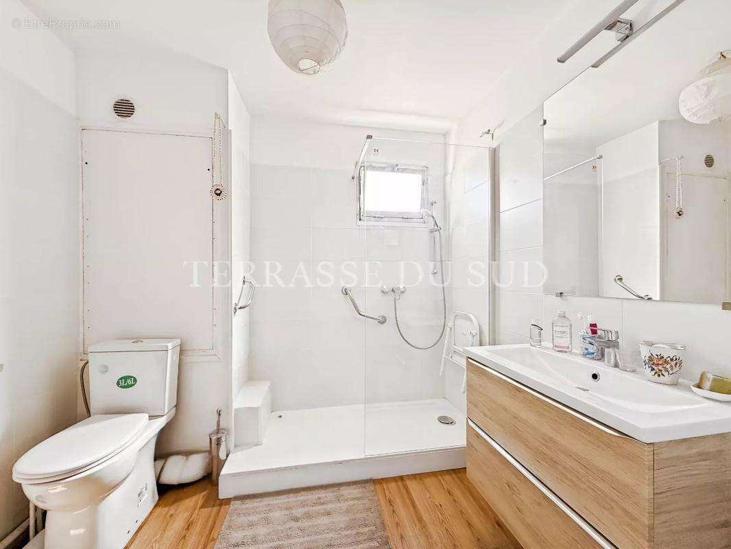 Appartement à MARSEILLE-7E