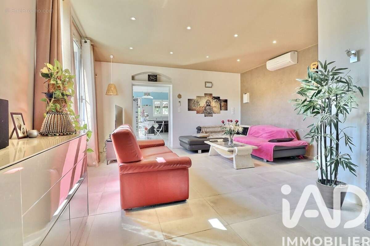 Photo 8 - Maison à CEYRESTE