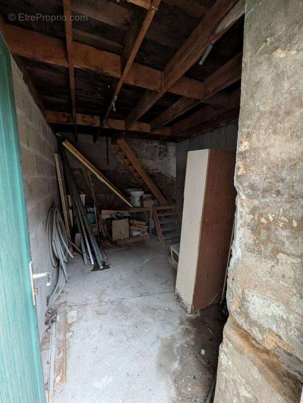 Local à rénover en appartement Centre bourg Herbignac - photo 3