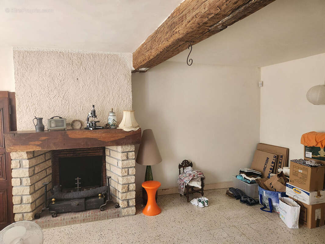 Maison en campagne a renover - photo 3
