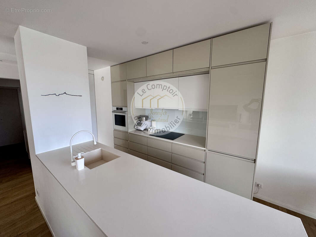 Appartement à MARSEILLE-9E