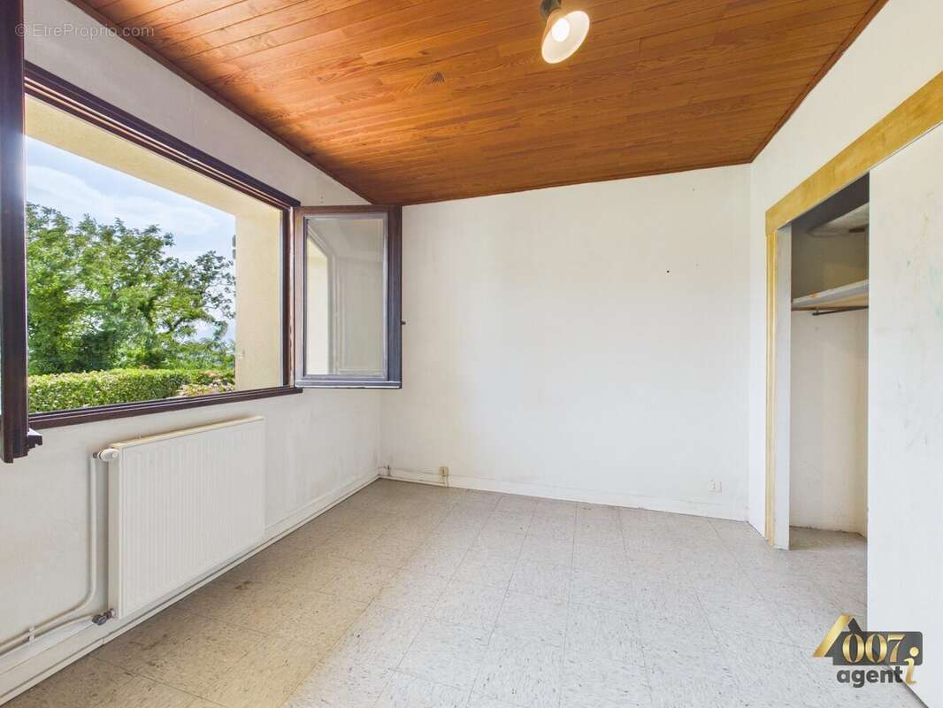 Appartement 91 m² à Montmelian  - photo 7