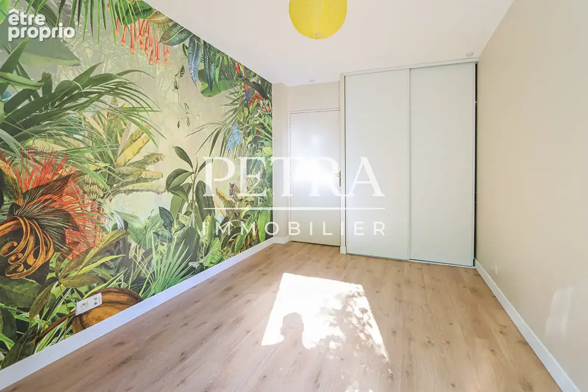 Appartement  en EXCELLENT ETAT avec TERRASSE / JARDIN Cachan 3 pièce(s) 2 chambres 65.35 m2 - photo 9
