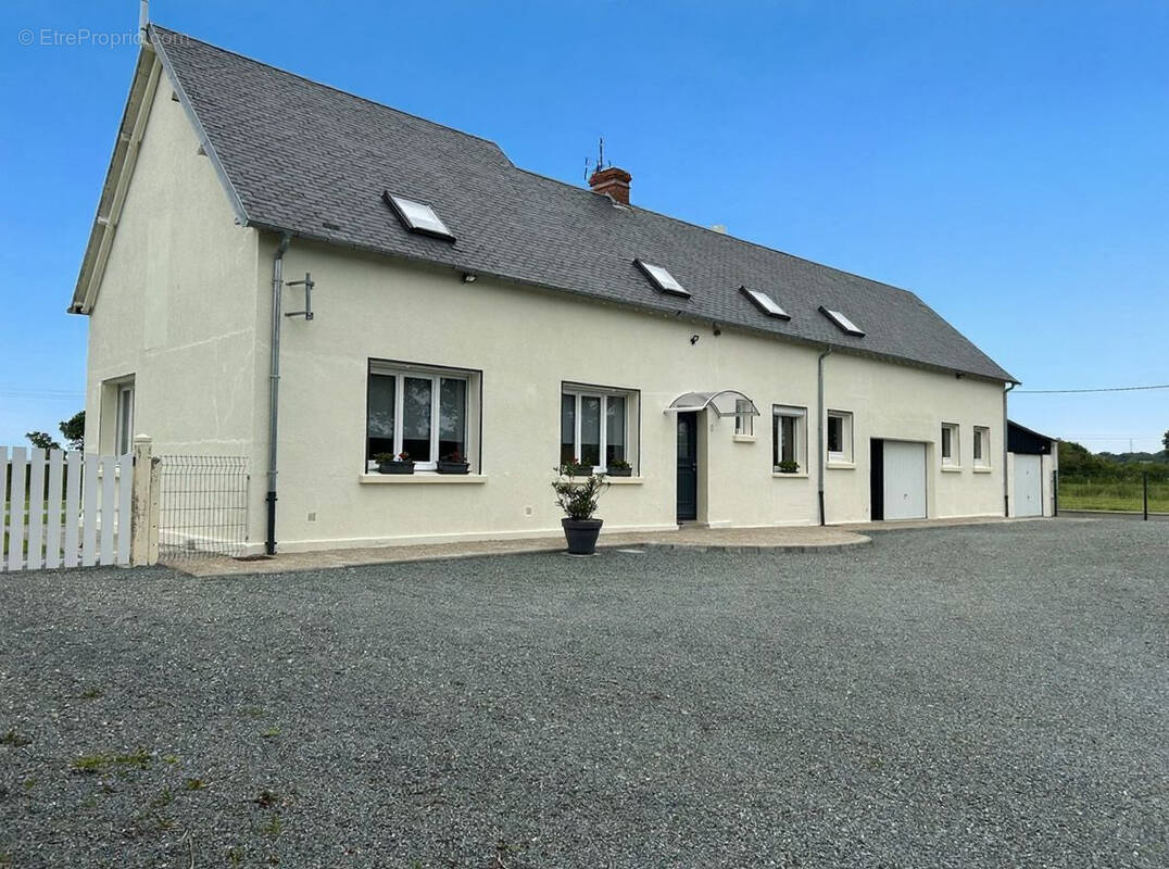 Maison à BRETTEVILLE-SUR-AY