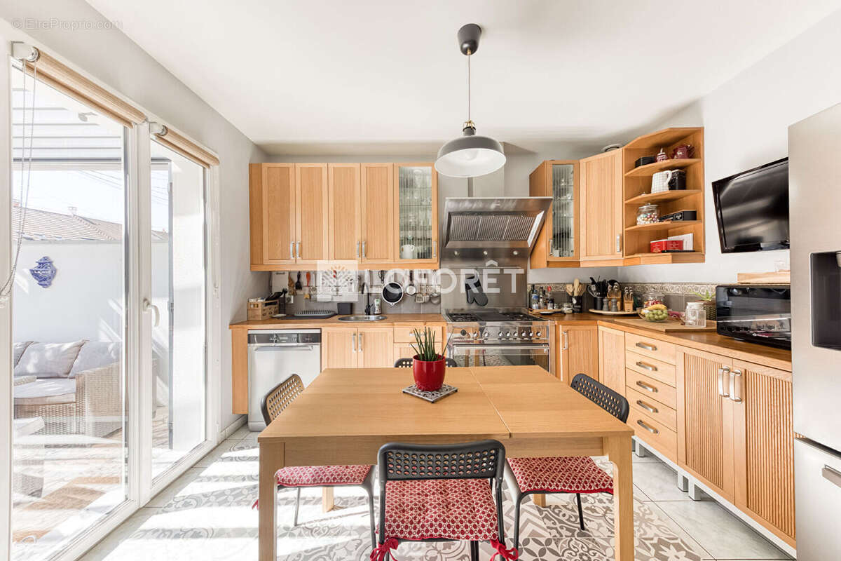 Maison à PONTAULT-COMBAULT