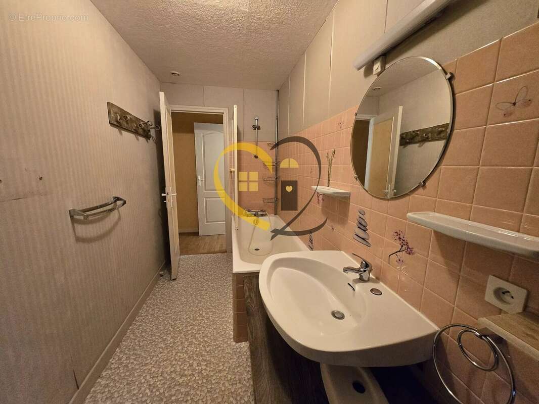 Maison à MENETOU-SALON