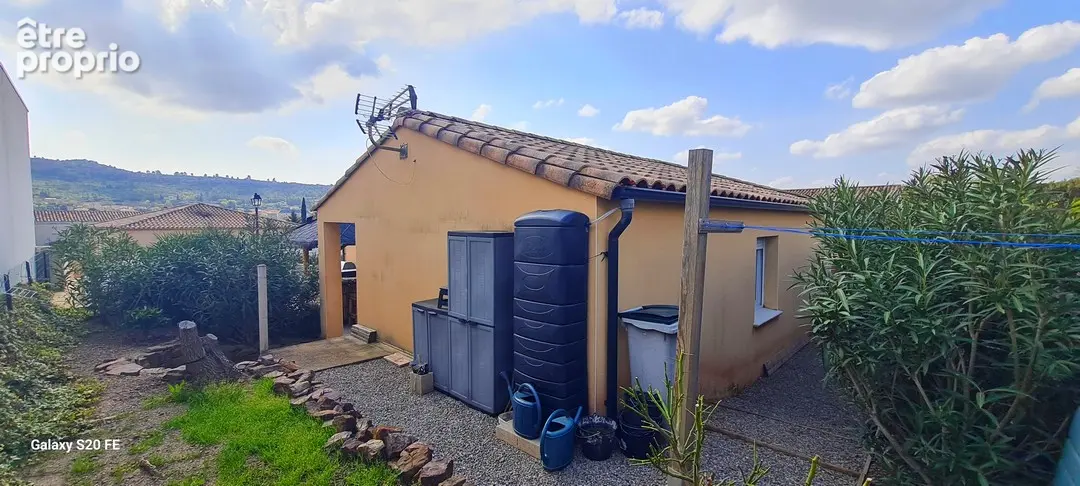 Villa de plain-pied de 91m² sur 398m² de terrain - photo 2