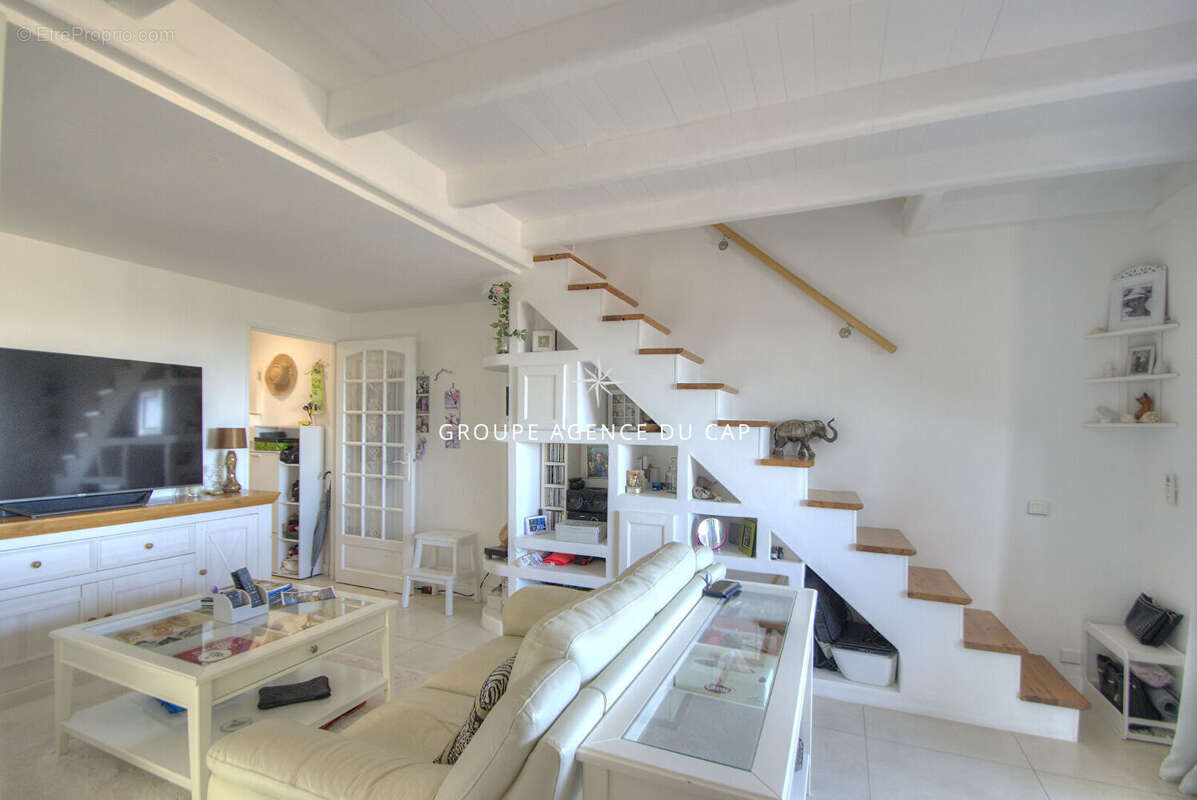 Appartement à SAINT-RAPHAEL