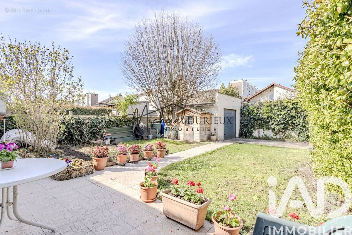 Photo 1 - Maison à BONDY