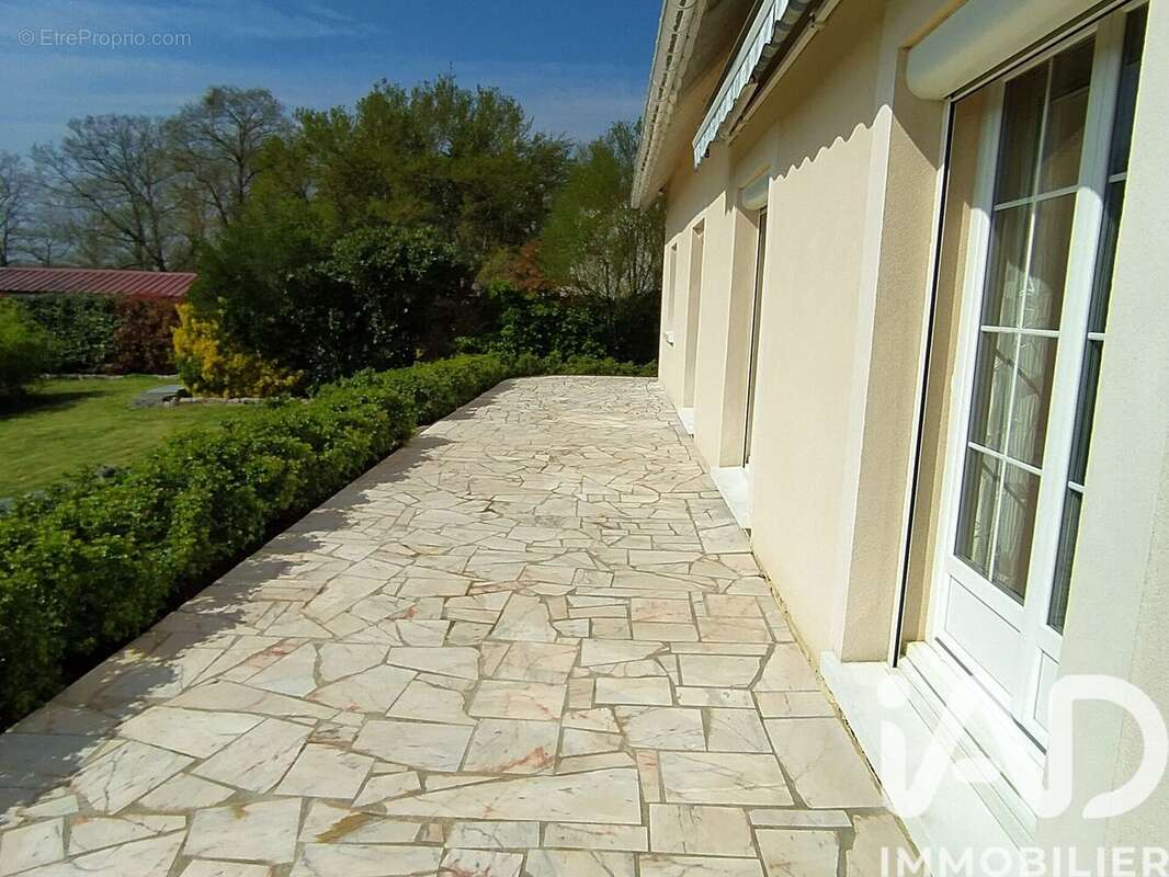 Photo 3 - Maison à SOIGNOLLES-EN-BRIE