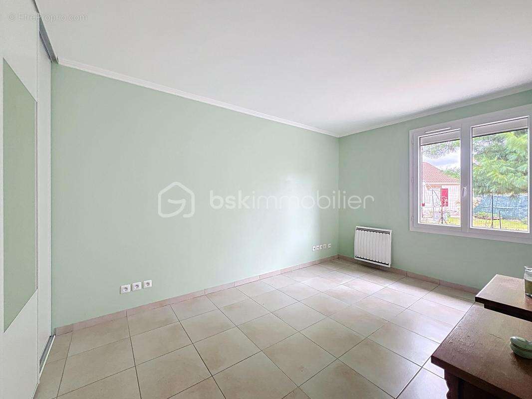 Maison à SAINT-GERMAIN-LES-CORBEIL