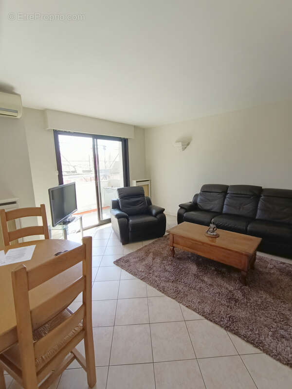 Appartement à MANDELIEU-LA-NAPOULE