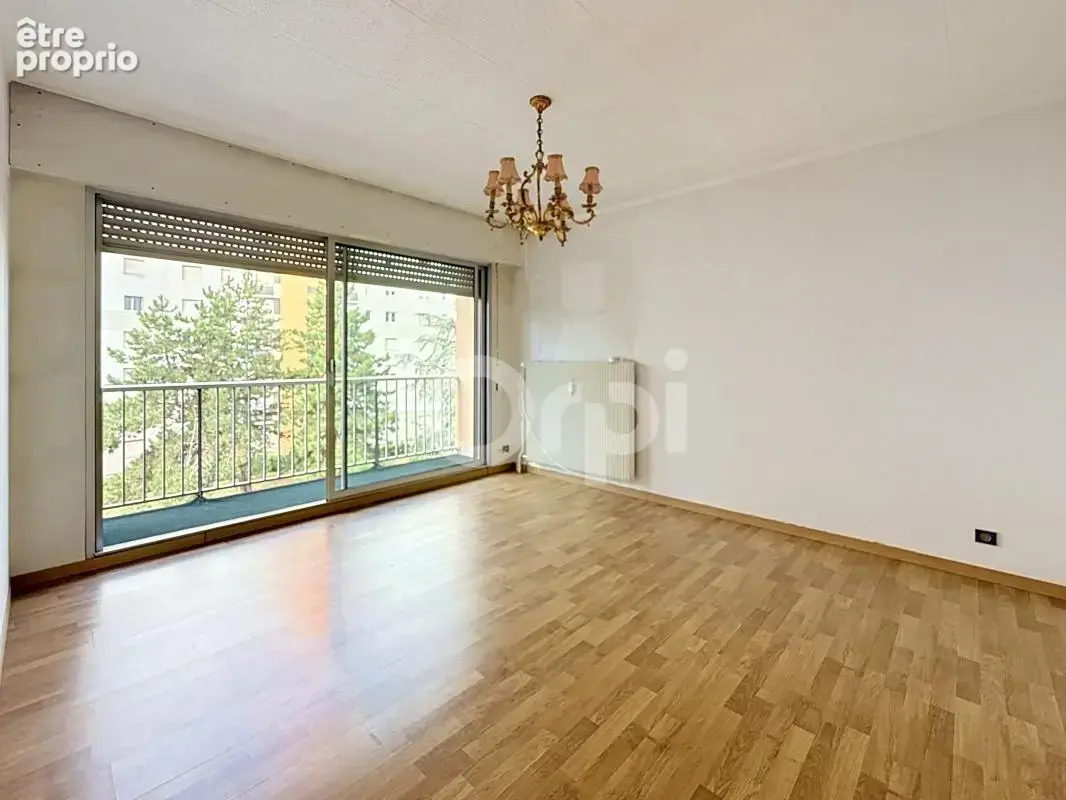 Appartement à Vendre- MULHOUSE – T2 43,40 m² – DERNIER ÉTAGE – BALCON – 66 000 € FAI - photo 3