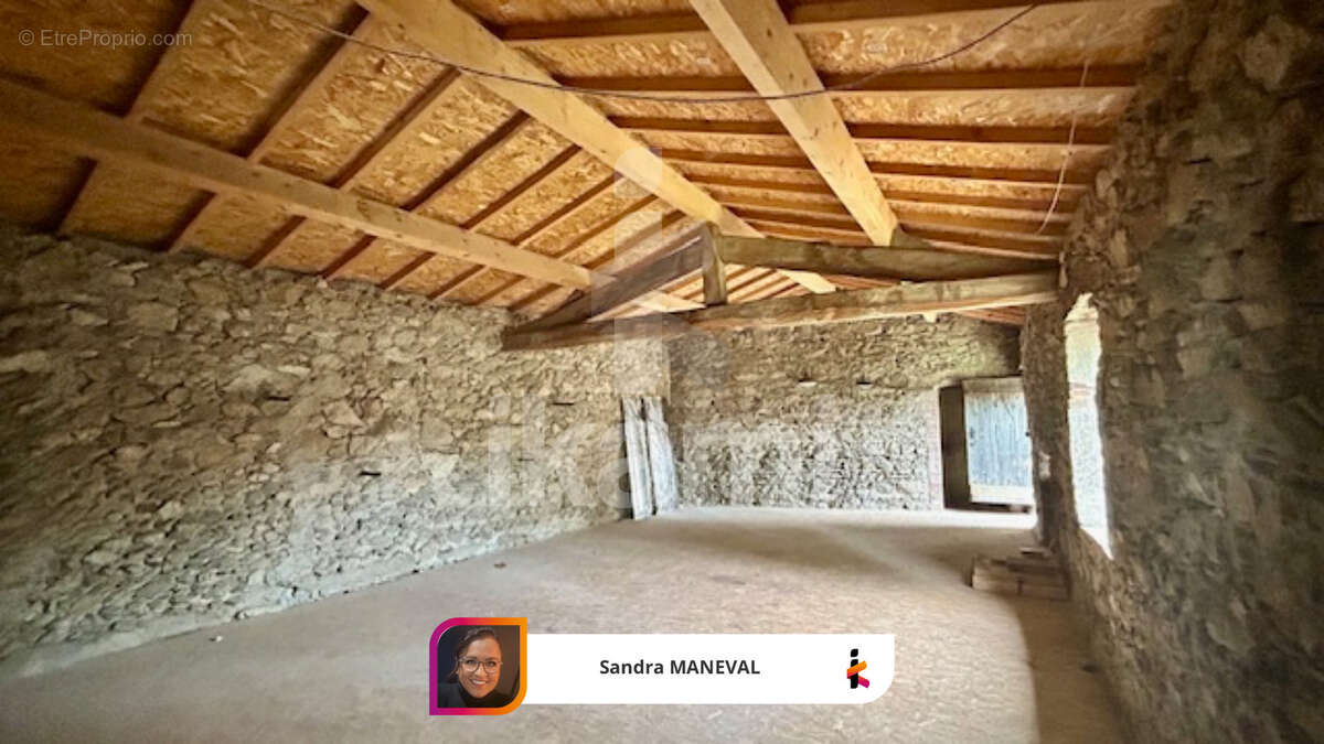 Maison à ARRAS-SUR-RHONE