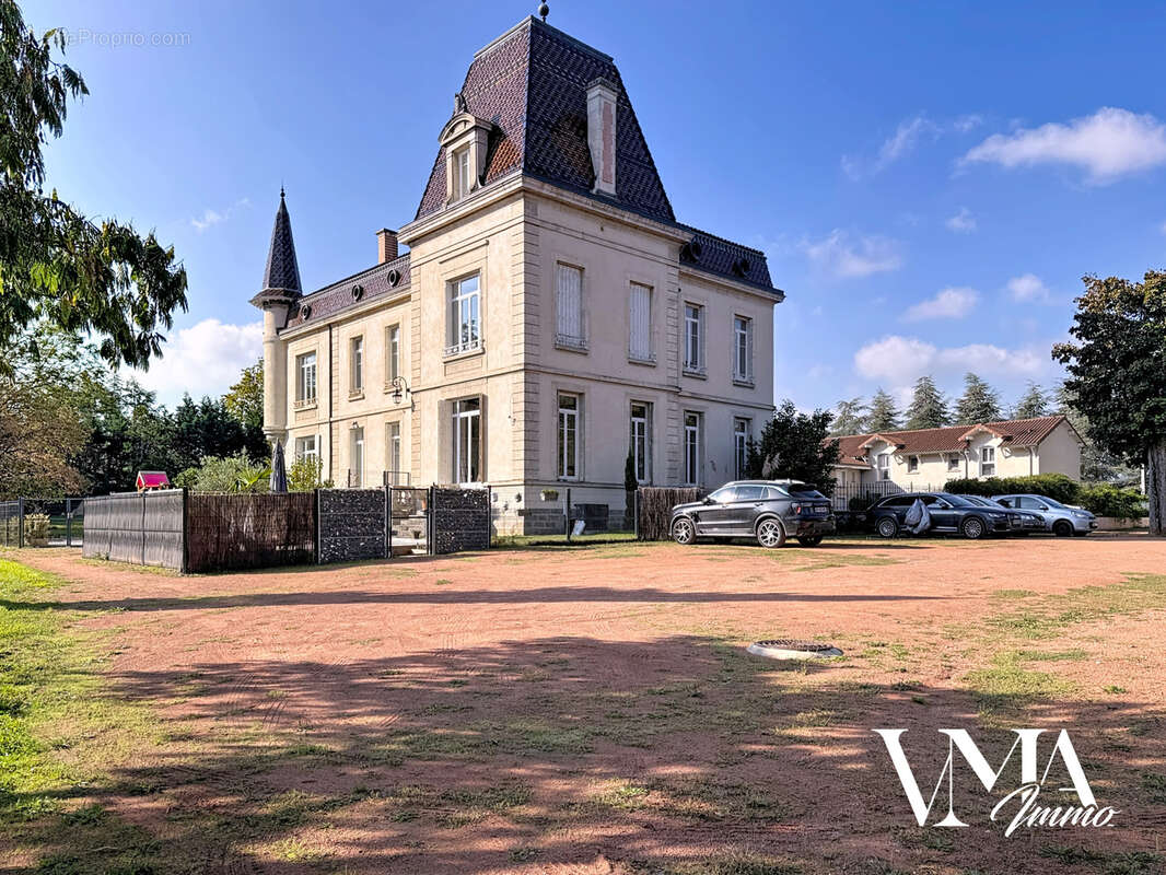 Maison à LENTILLY