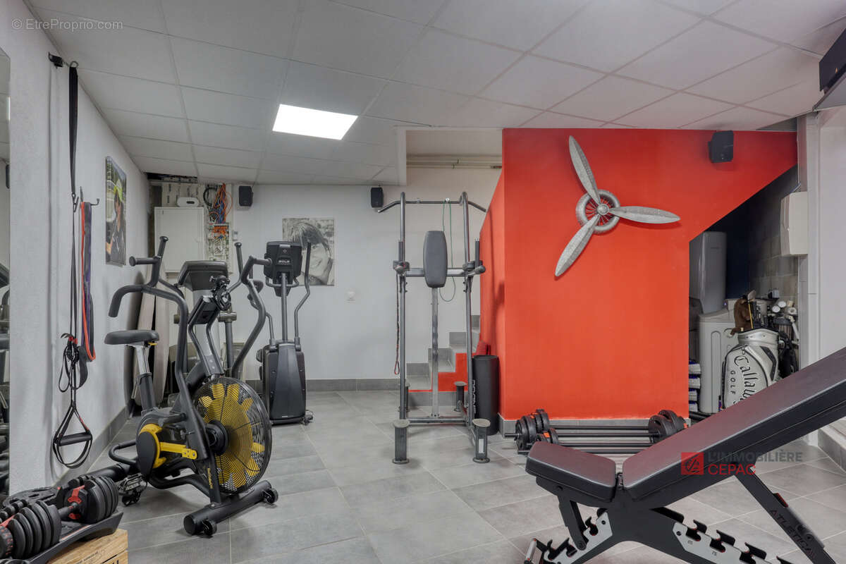 Maison à LA CADIERE-D'AZUR