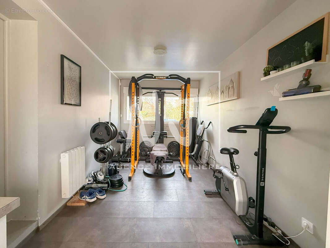 Maison à LES PONTS-DE-CE