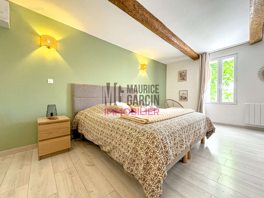 Maison à MONTEUX