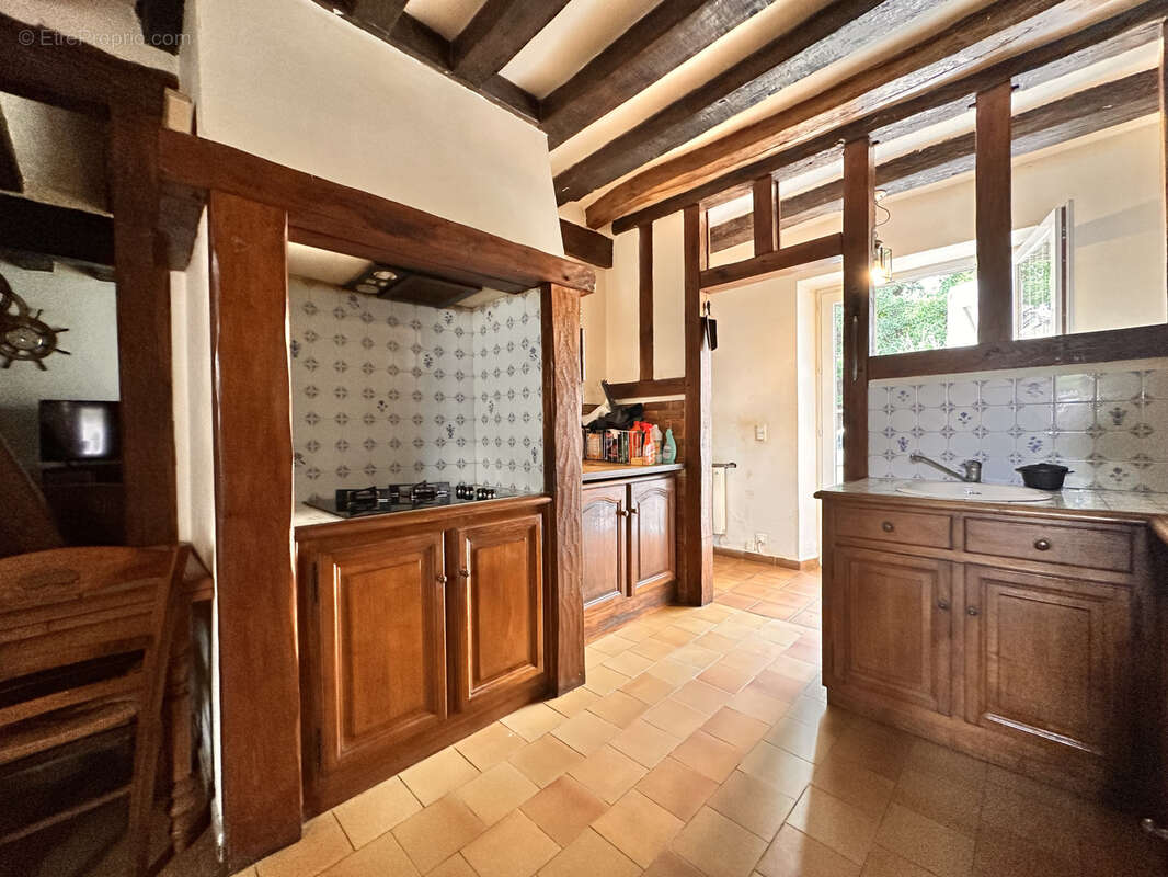 Maison à BREUX-SUR-AVRE