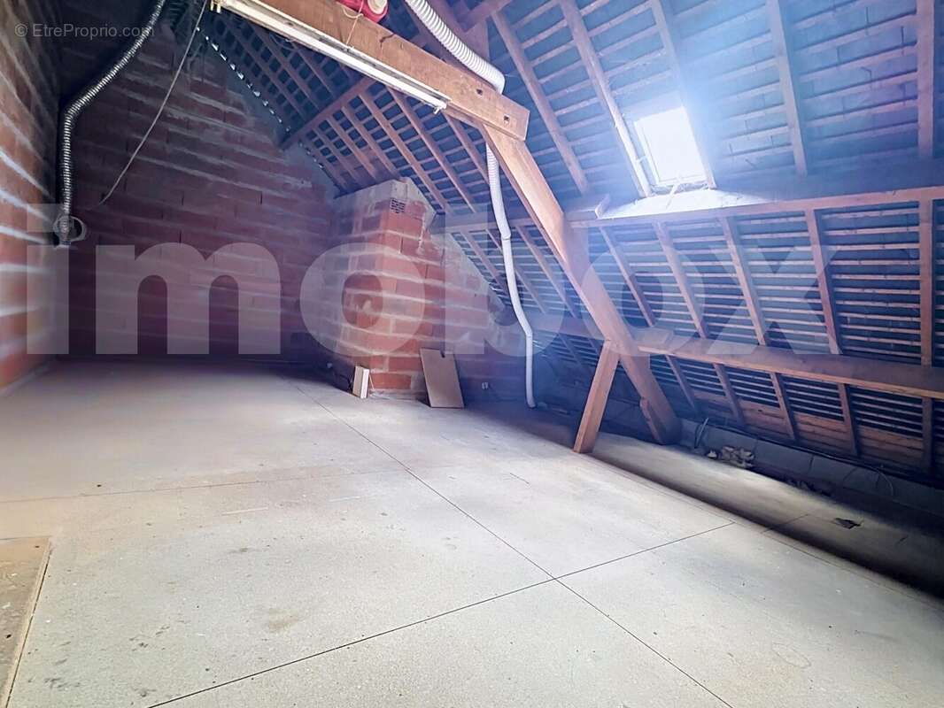 menard-ligne_00003 - Maison à LIGNE