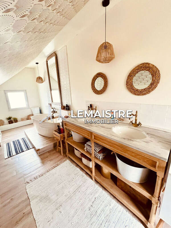 Maison à SAINT-ROMAIN-DE-COLBOSC