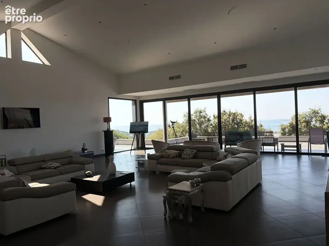 Villa contemporaine avec vue panoramique sur la baie de Saint-Cyprien - photo 6