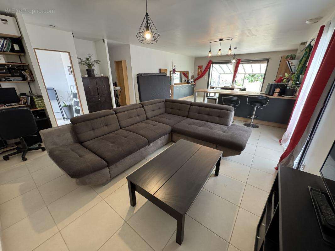 Maison 102 m² à Camaret-Sur-Aigues  - photo 6
