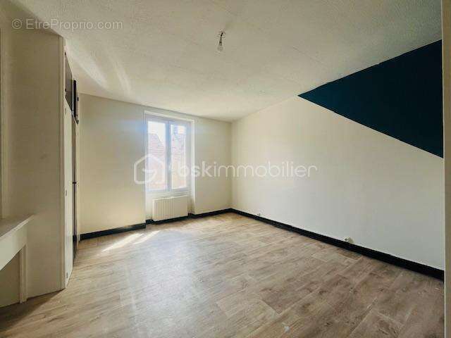 Maison à USSY-SUR-MARNE