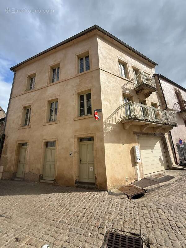 Appartement à SEMUR-EN-AUXOIS