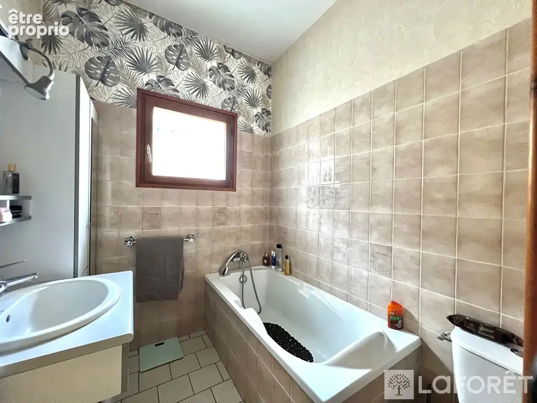 Maison Oullins Pierre-benite 5 pièce(s) 160 m² - photo 15